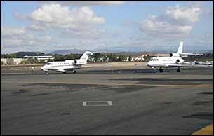 Planes on the ground at Palomar Airport